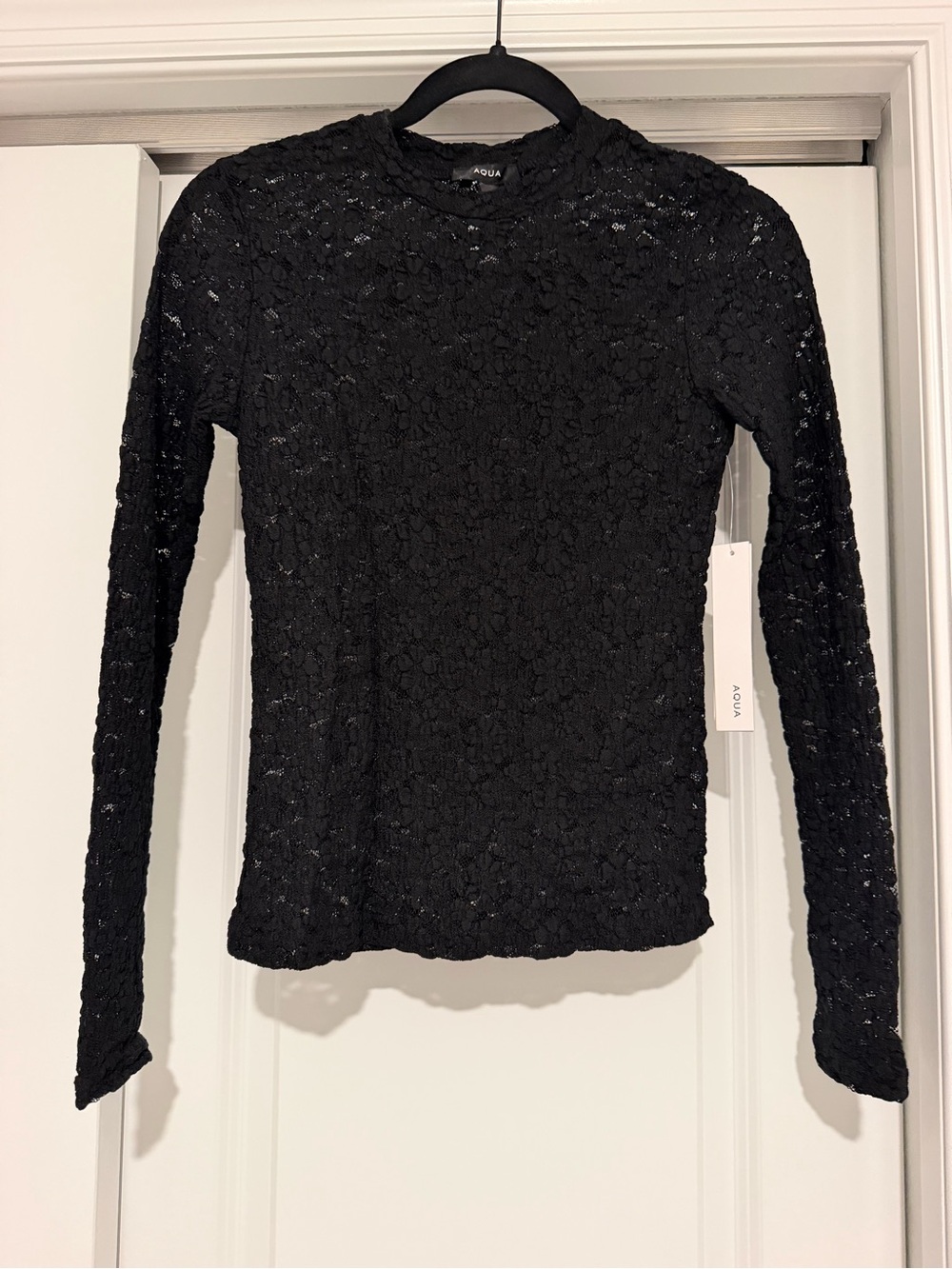AQUA Black Lace Long-Sleeve Top